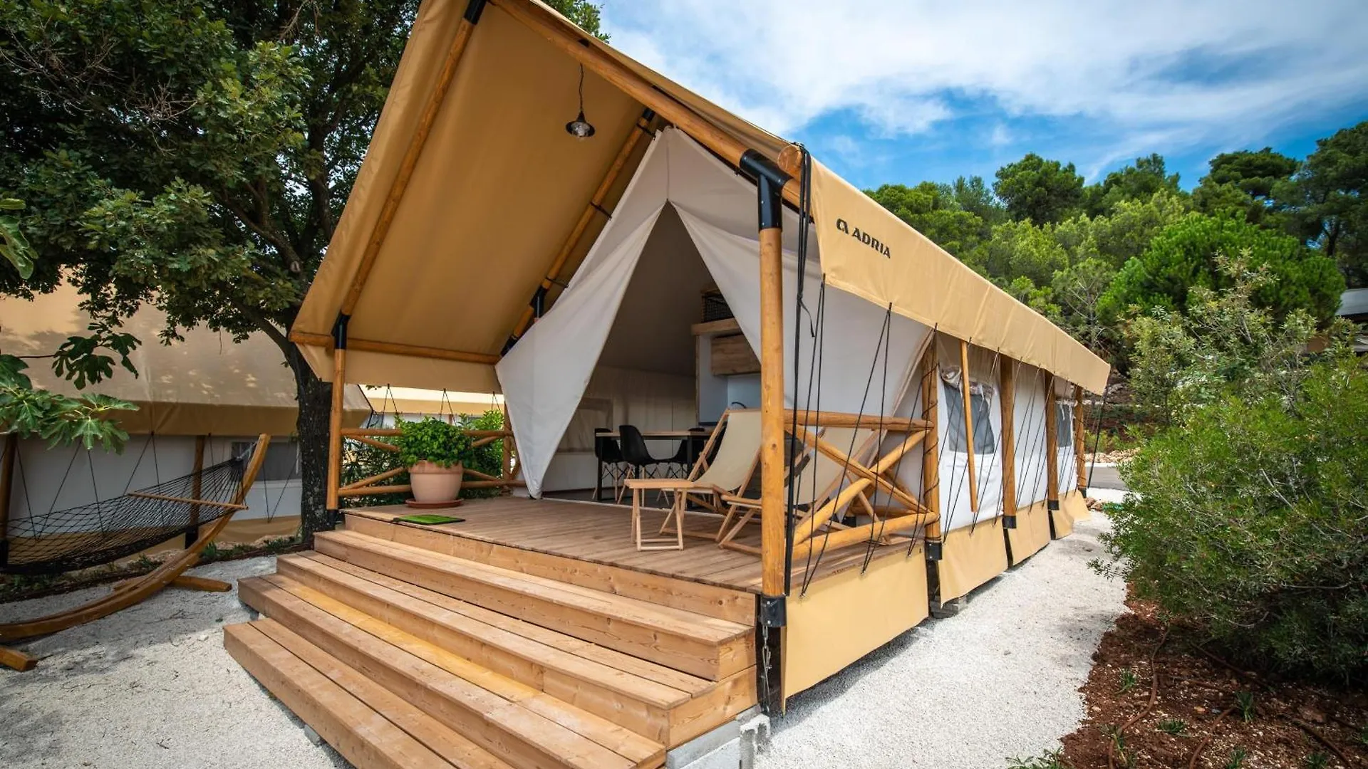 **** Holiday park Arena One 99 Glamping Hotel Pula Croatia